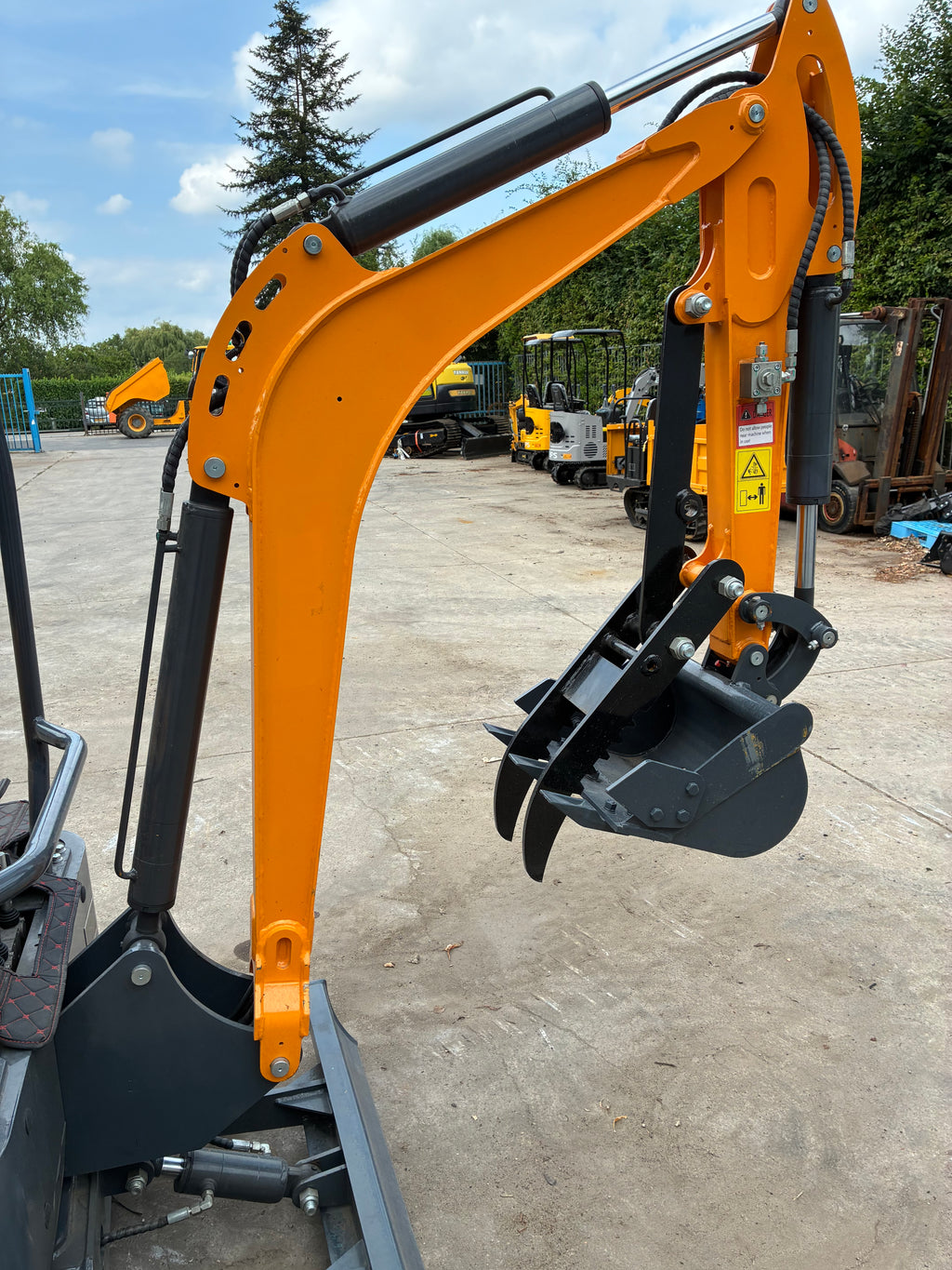 Crawler excavator ck20 demo
